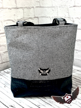 Load image into Gallery viewer, RTS Tote bag - Hounds tooth print (top)
